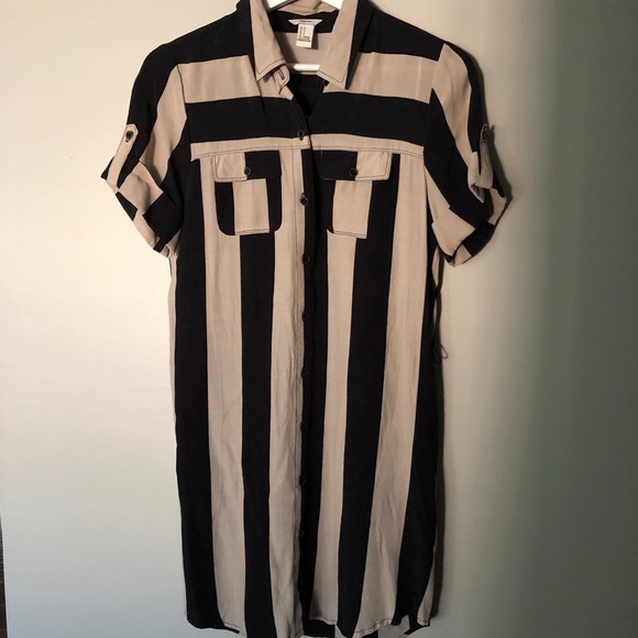 Forever 21 Dresses & Skirts - Black and Tan Shirt Dress